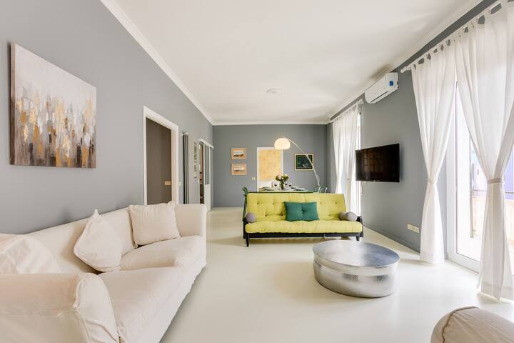 Pellegrino Luxury Apartment with Balcony – 4PAX