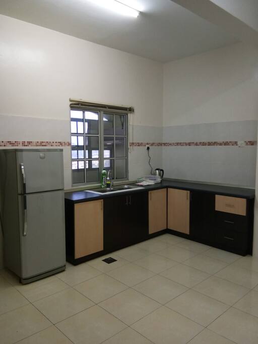 Dry Kitchen