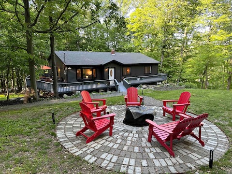 Modern Woodland Retreat, Hudson Valley & Catskills