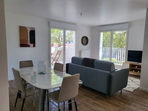 *Elegant Apartment near metro Paris*