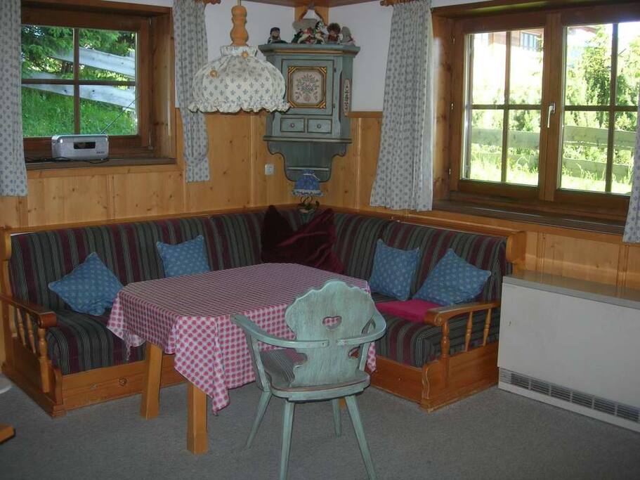 Wohnzimmer mit Schlafcouch