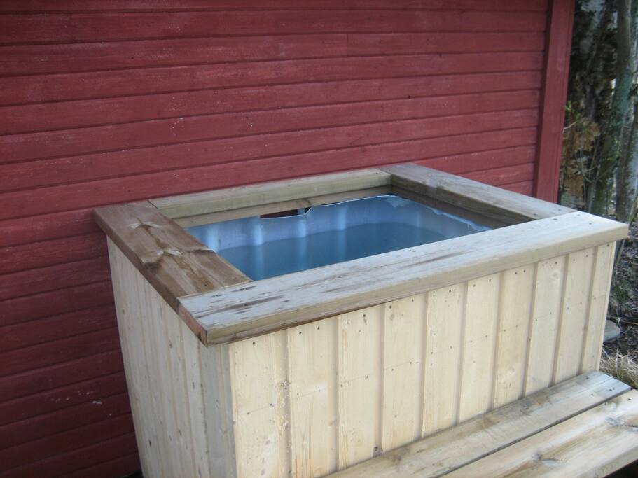 Kallvatten tunna efter bastun