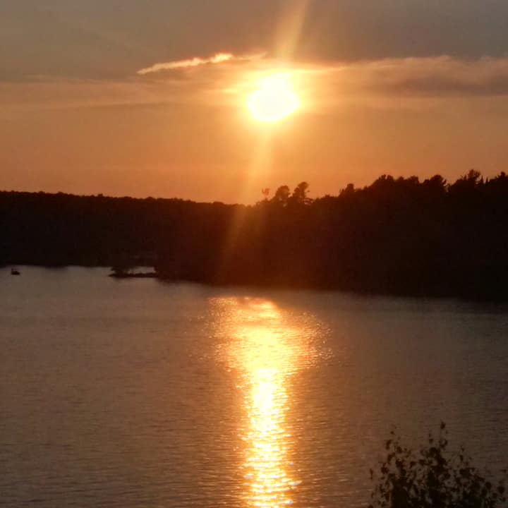 Nature's haven Blue Sea Lake, Messines, Quebec. Chalets for Rent in