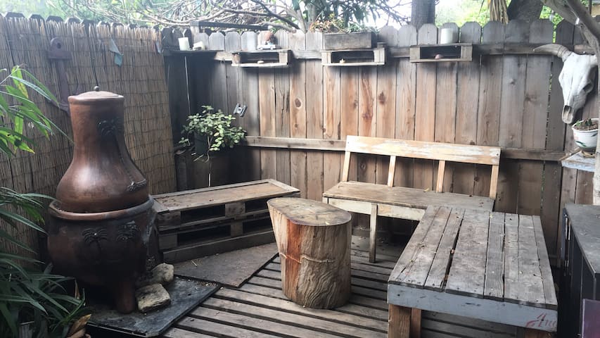 quiet, clean, fragrance free house, venice beach