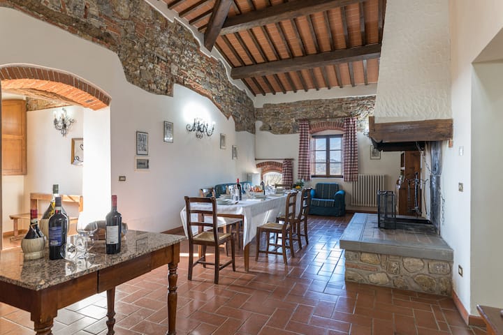 salon et coin repas
salon et salle à manger