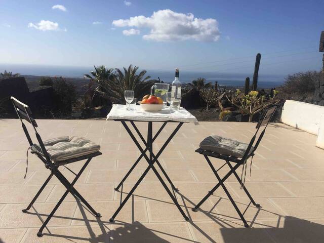 Studio ZOE mit Meerblick, Pool