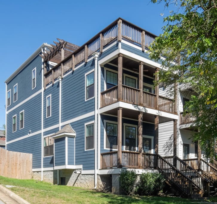 Designer home in perfect destination location