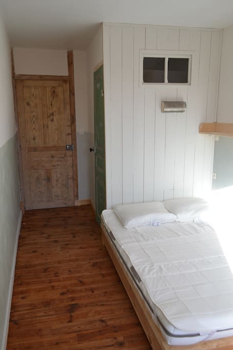 chambre lit double autre vue
