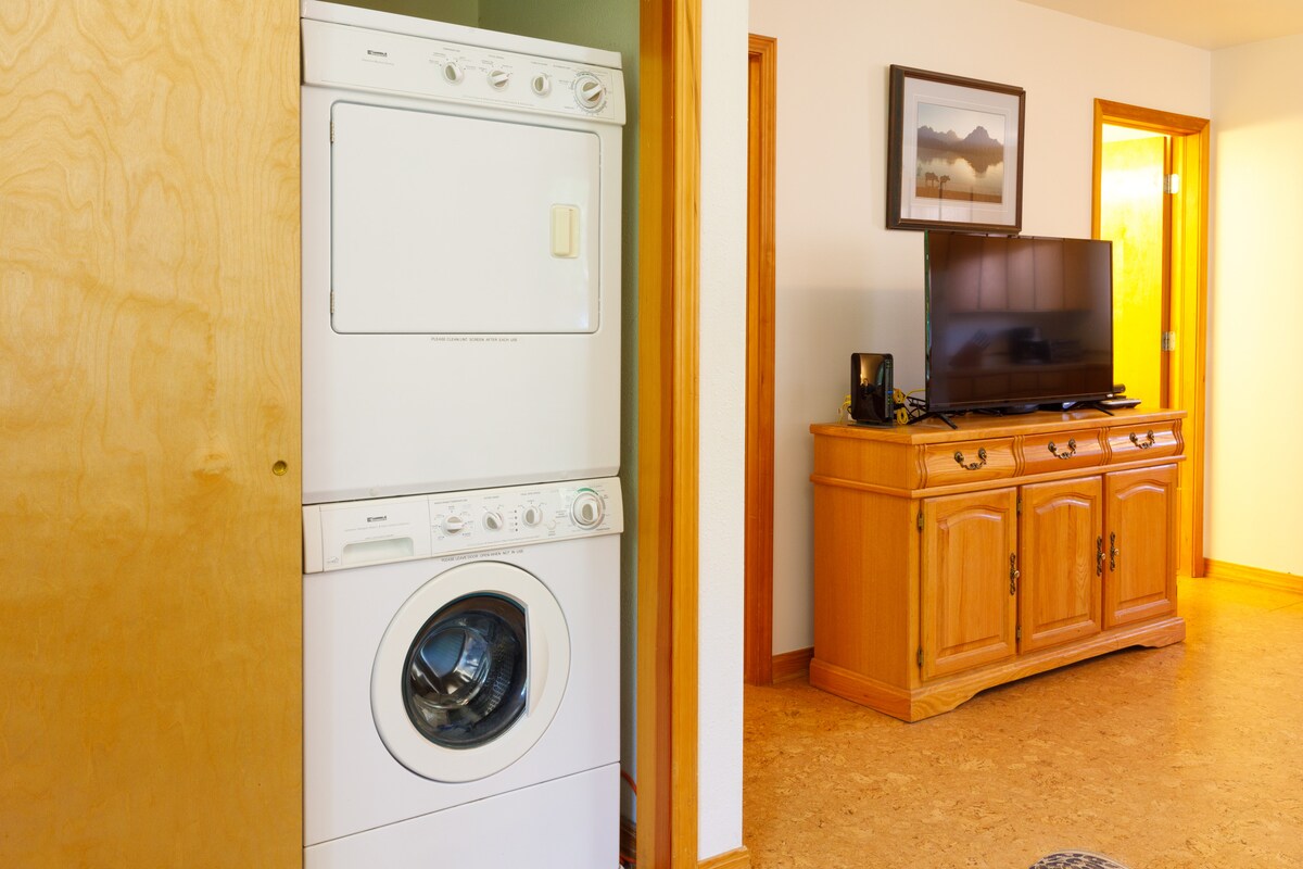 Town Square Flat — view 6