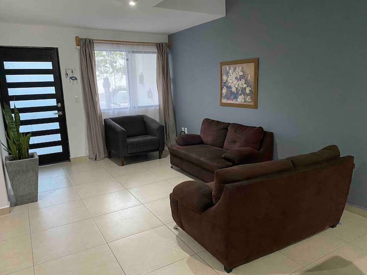 Hermosa Casa En Privada Residencial - Ciudad Valles