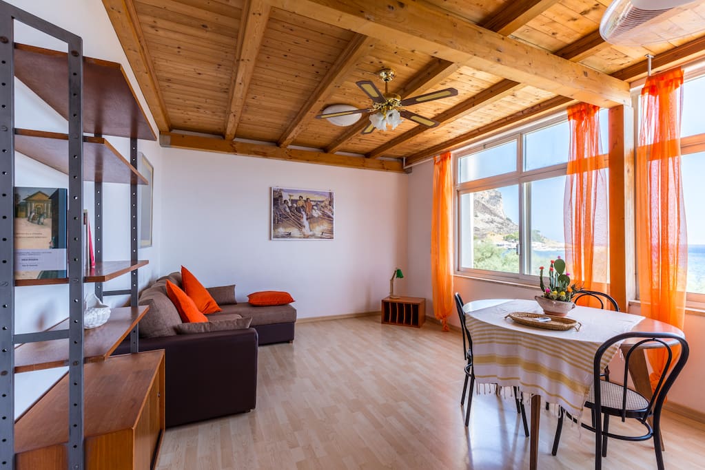 Living room with sea view