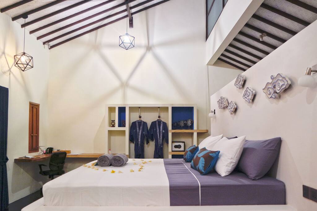 Luxurious bedroom