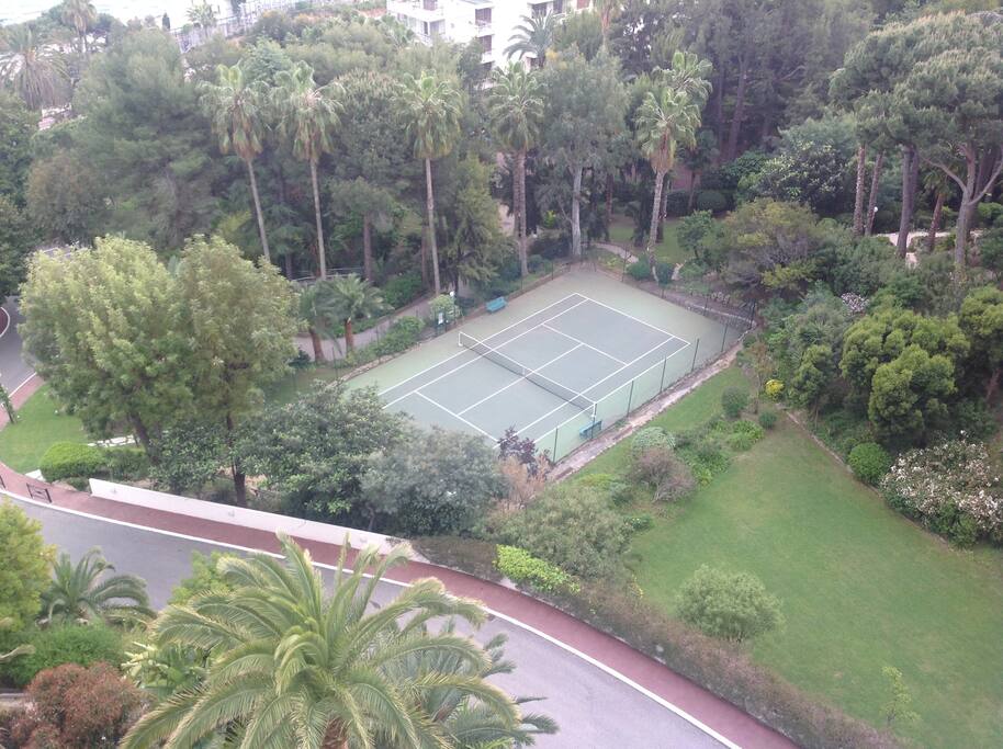 Tennis