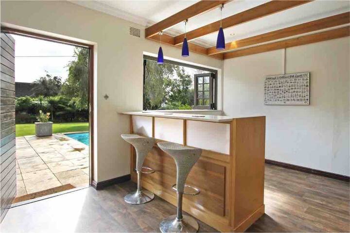 Sunny & spacious house in Tokai gallery image 5