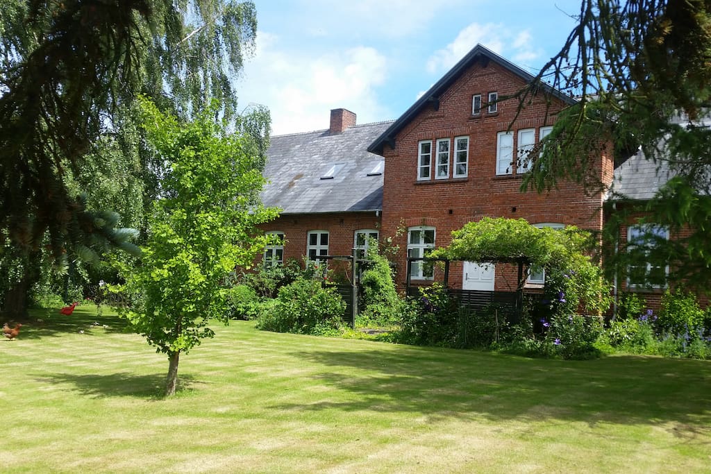 House garden side