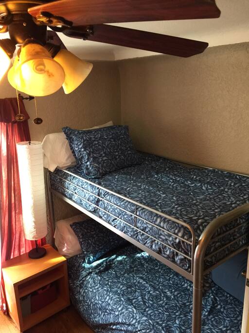 Room for 3 or more