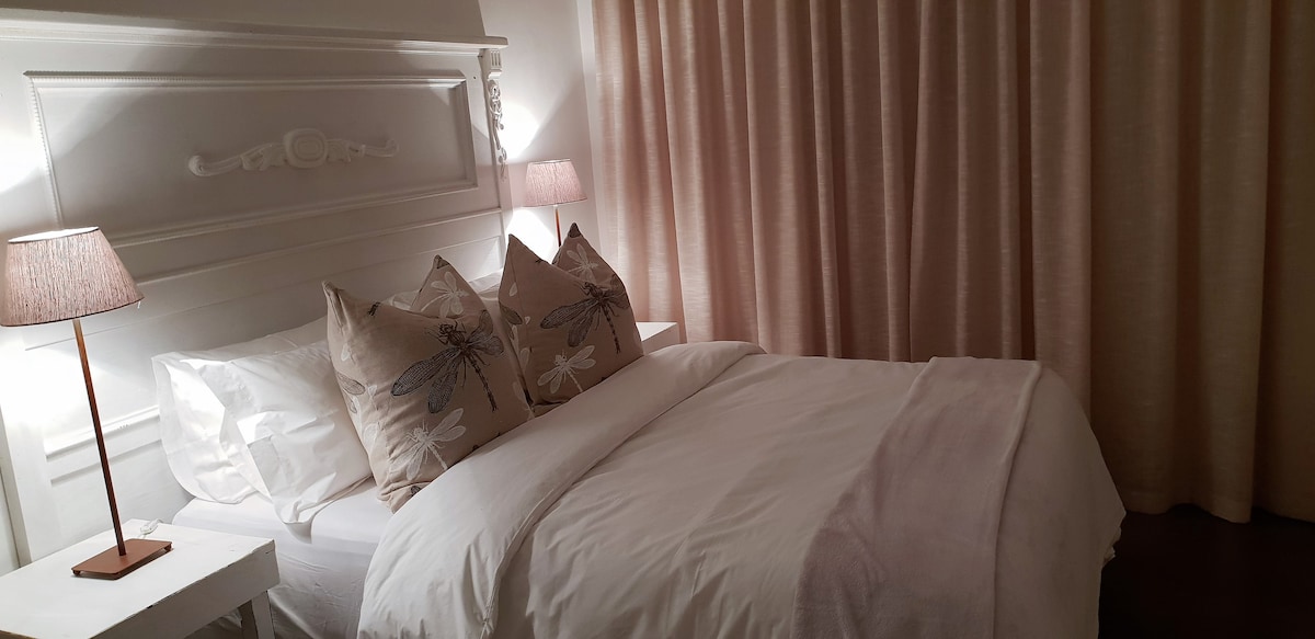 "Chumba chako kizuri sana cha kulala" wakati wa Usiku