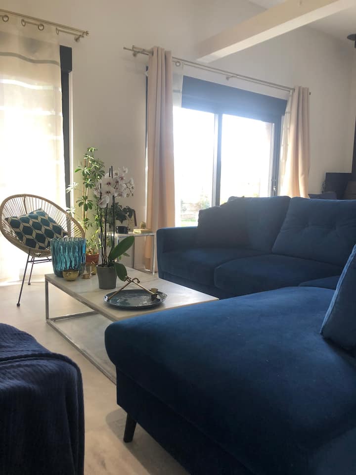 Jolie Maison Bord De Mer, 30 M De La Plage. - Bénouville