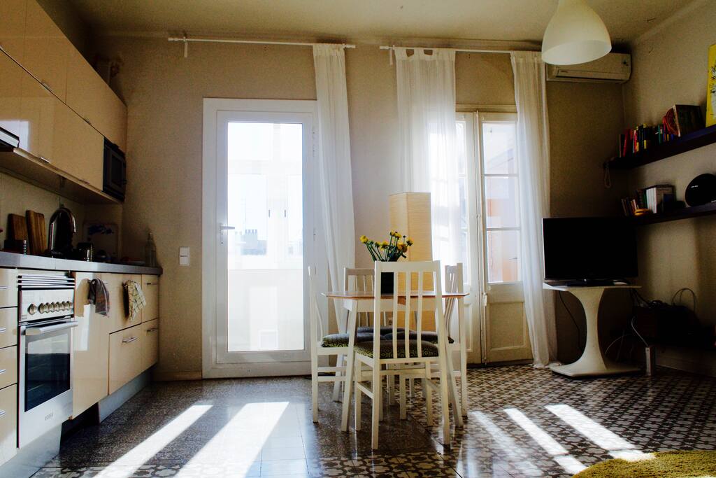 Living Room/Kitchen