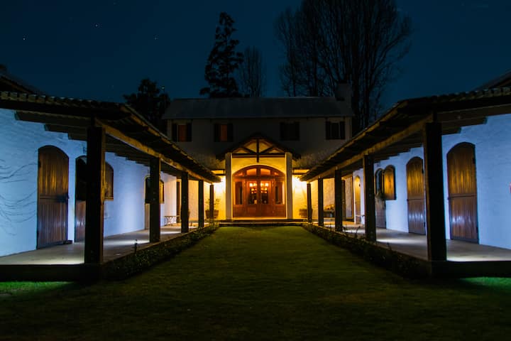 Glenogle Farm, The Stables