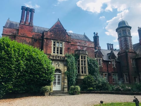 Trowell Hall