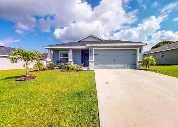 Familyfriendly 4 BR home Near Bradenton. Houses for Rent in Palmetto