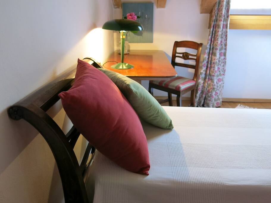 Guest bedroom