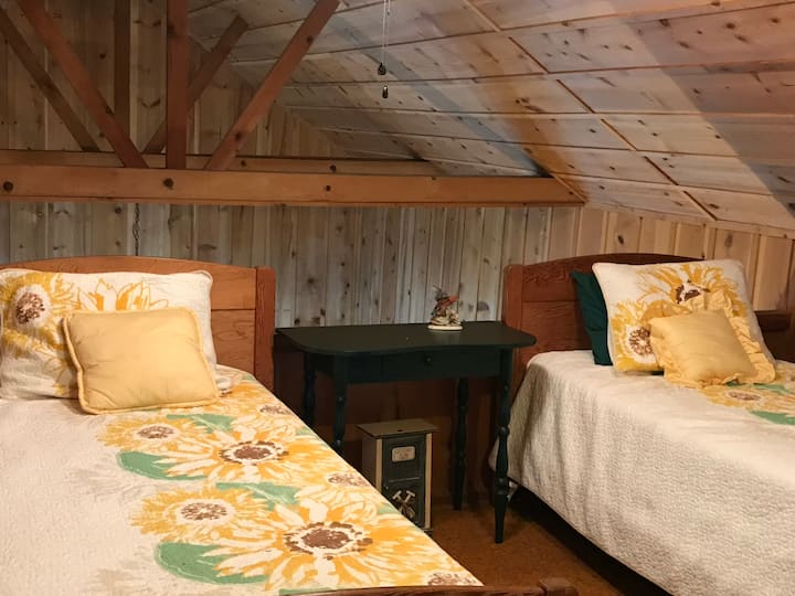 Fun and comfortable loft. 