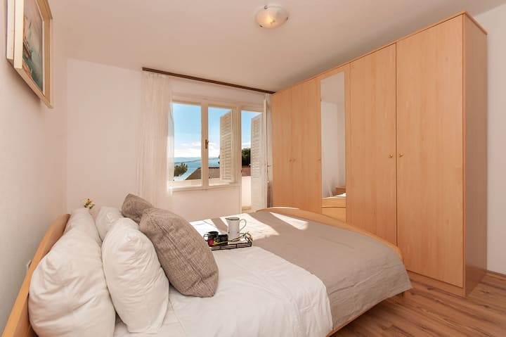 Разбудете се со овој поглед