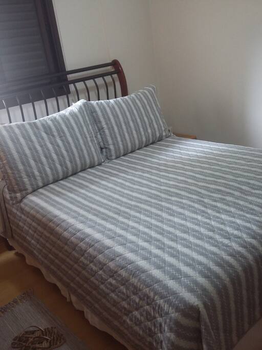 Cama de casal da suíte Super Confortável