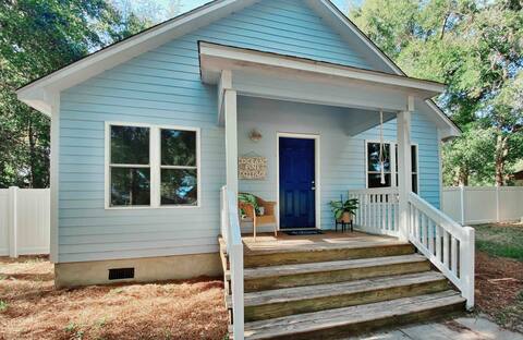 Ocean Pine Cottage • Pet friendly • Fully Fenced
