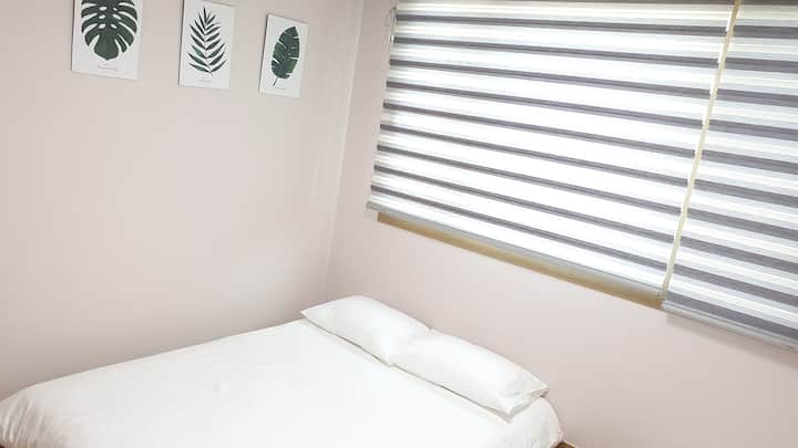 ฟูกนอนขนาดควีนไซส์ชั้น 1 