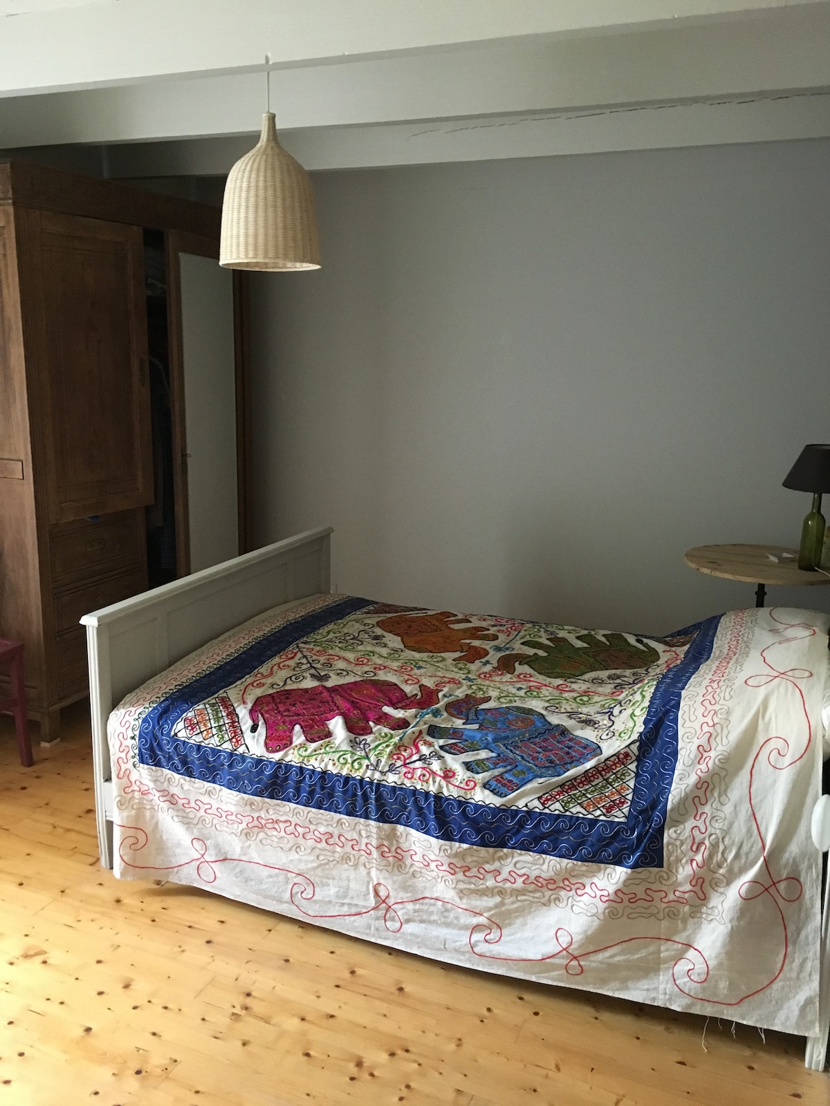 Chumba cha kulala 1 rdc