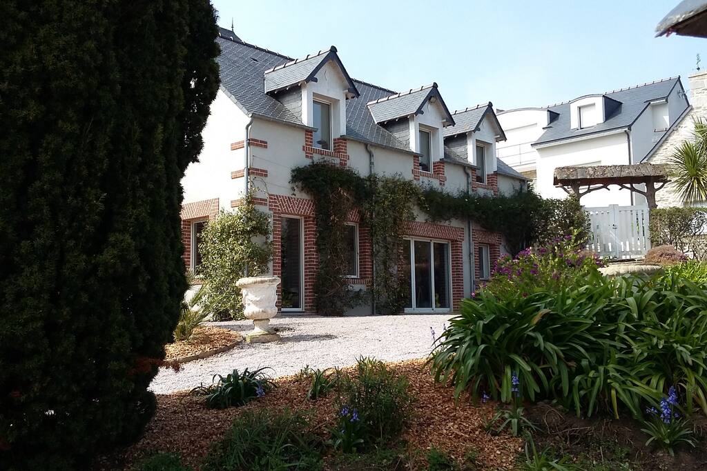 La maison de face