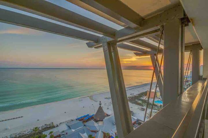 Sunset Gulf-View Private Balcony Great weekly rate