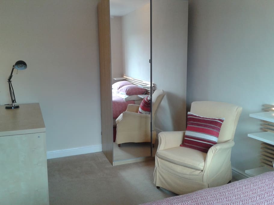 Light and airy room