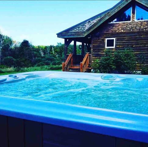 Rocky Top managed Airbnb listing 1