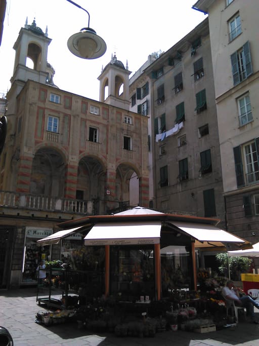Piazza Banchi