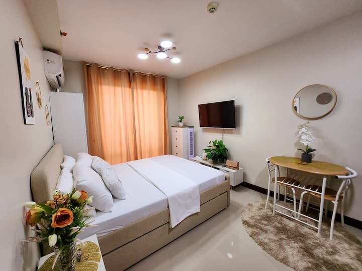 Ambienti i dhomës së gjumit