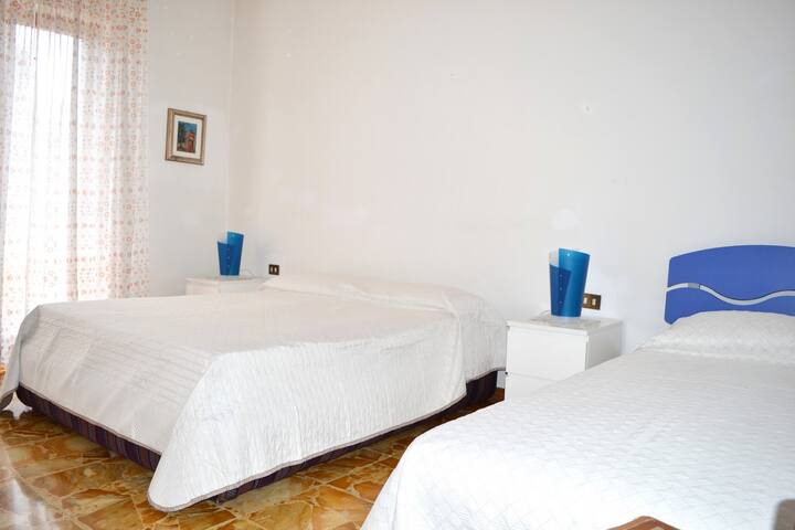 Grande appartamento in villa con giardino gallery image 5