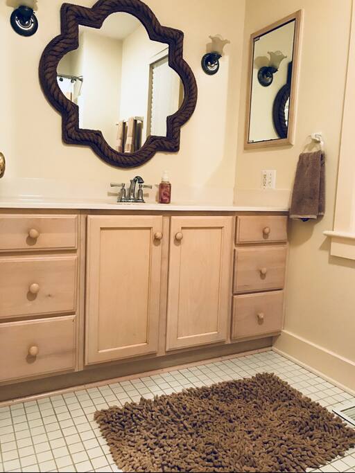 One of 2 full baths