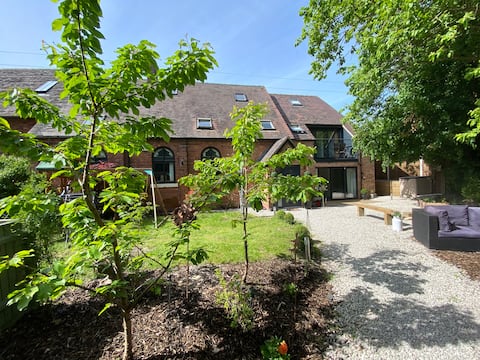 Relaxed homestay near telford central Old Park TF3