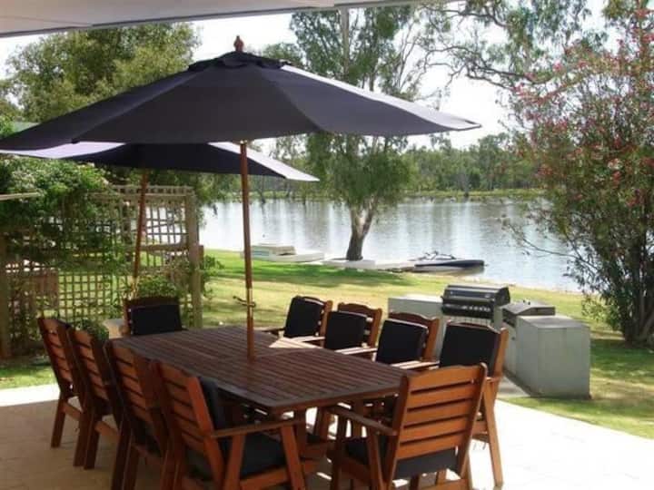 Bundalong Holiday Rentals & Homes Victoria, Australia Airbnb