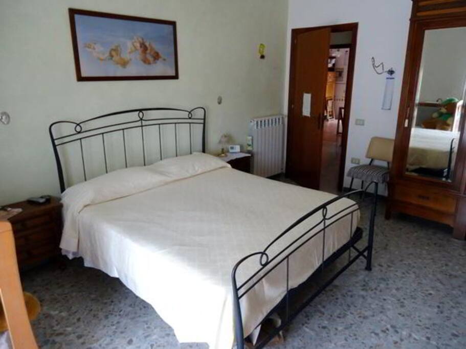 Camera da Letto 1 con culla, per coppie con neonato