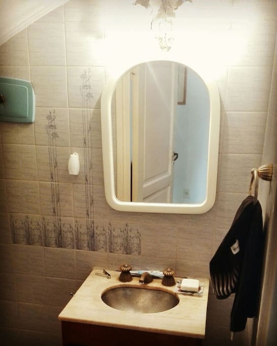 Guest restroom