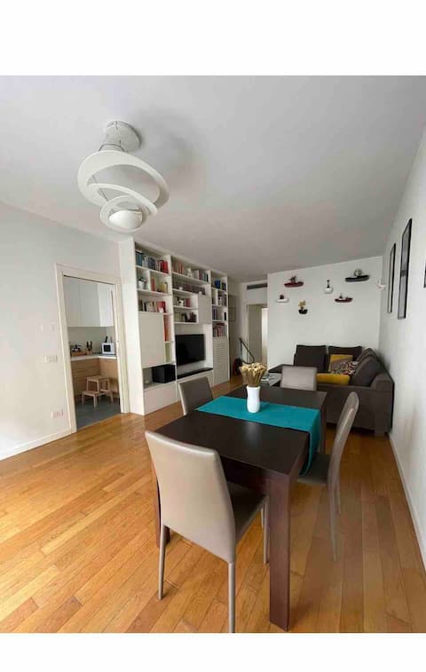 Top Airbnb: Cozy home in the city center a Milano