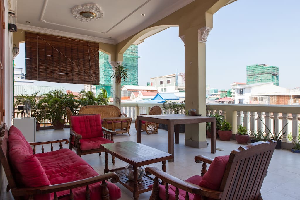 Spacious balcony with a nice view!