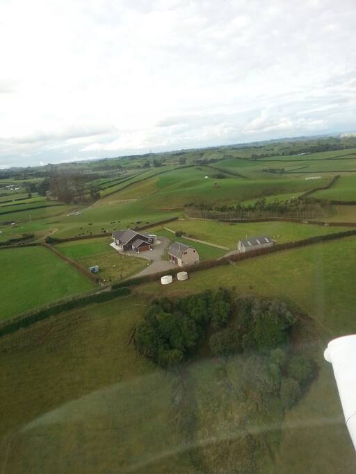 Barberry Hill - Main house, The Barn and The Shed (to the right). Well appointed, comfortable studio lofts