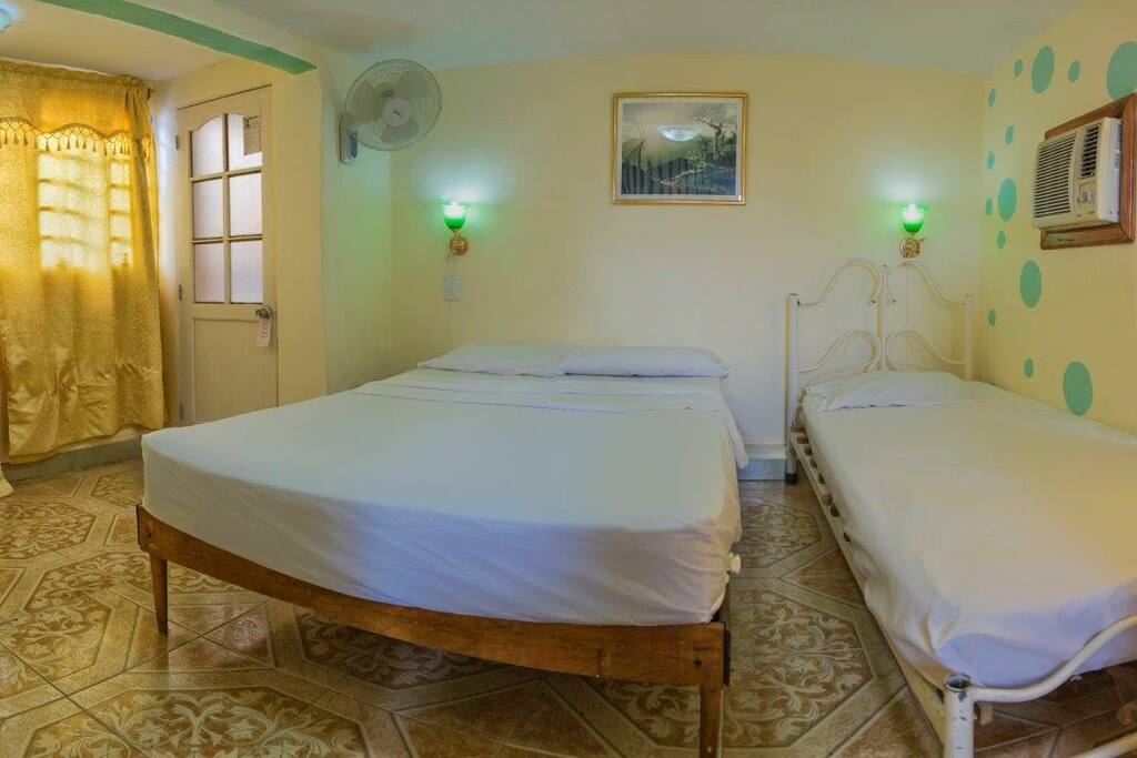 Other view of the bedroom