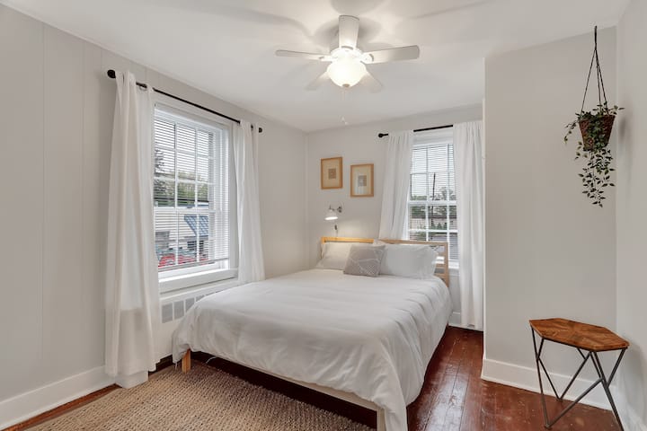 Chumba cha kulala 2: Kitanda cha Malkia